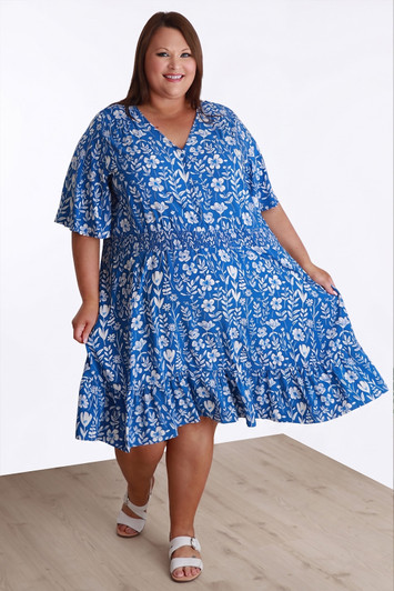 Plus Size Shirred Waist Dress In Blue And White 