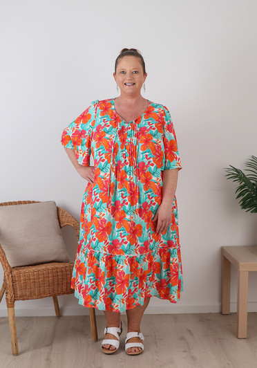 Plus Size Dress In Bold Hibiscus 