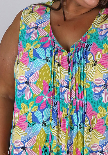 Plus Size Sleeveless Floral Dress