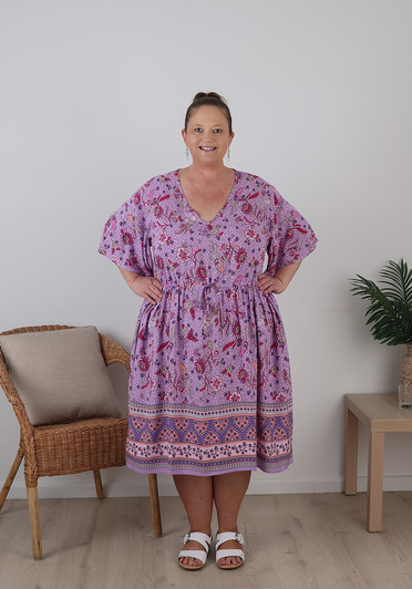 Plus Size Tie Waist Short Dress In Purple Bird Print