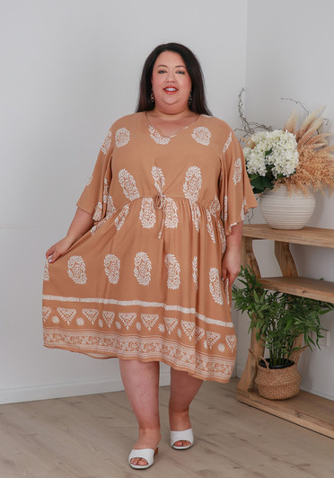 Plus Size Tie Waist Short Dress In Earthy Medallions