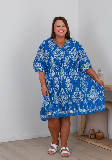 Plus Size Tie Waist Short Dress In Blue Plumes