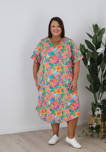 Plus Size Stretch Dress In Floral Fusion