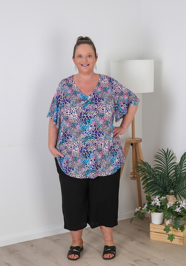 Plus Size Curvaceous Black Textured Pant 