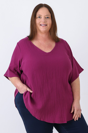 plus size Textured Cotton V Neck Top In Purple 