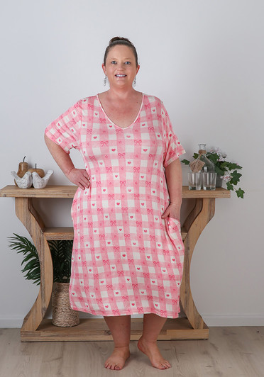 Plus Size Stretch Nightie With Hearts And Bows