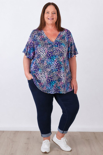 Plus Size Pinched V Neck Top In Animal Print