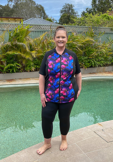 Plus Size Short Sleeve Swim Rashi  in Midnight Floral
