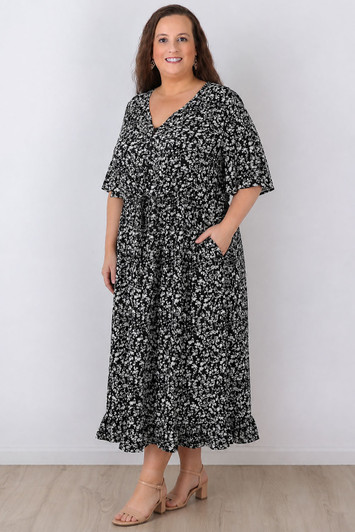 plus size black white floral dress sizes 18 to 32 