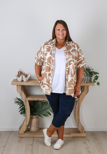 Plus Size Tab Sleeve Latte Shirt In Modern Islander Print