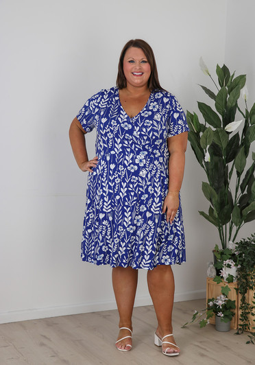 Plus Size Crossover Short Dress In Blue And White Print