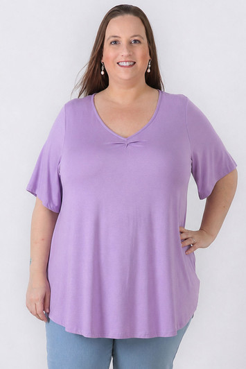 Plus Size Pinched V Neck Top In Lilac