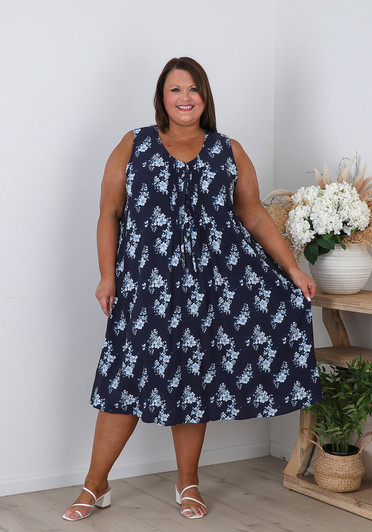 Plus Size Sleeveless Pintuck Dress In Navy Blossoms