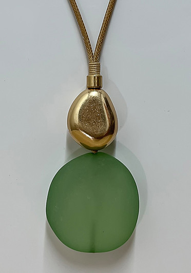 Green Stone Pendant Necklace from Curvaceous