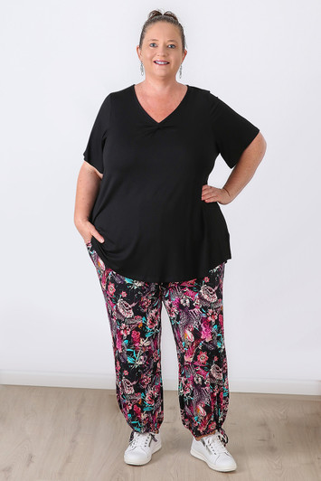 Plus Size Leopard & Bloom Stretch Gypsy Pants