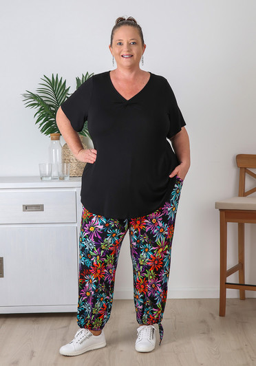 Plus Size Sunburst Floral Gypsy Pant