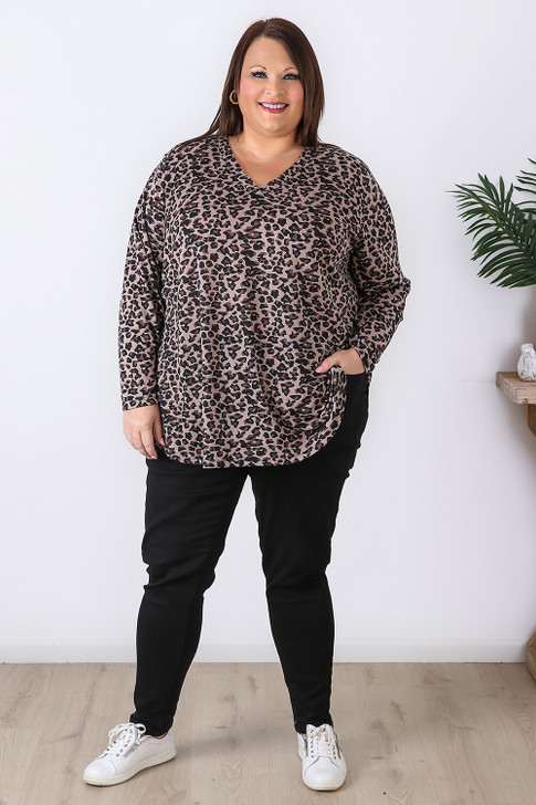 Leopard Print Stretch Knit Top