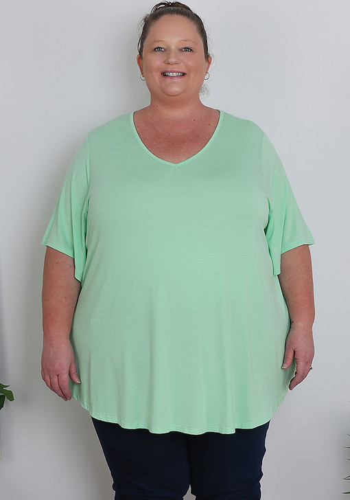 Light Green Plus Size Tee | 4-Way Stretch Drape Fabric | Sizes 18