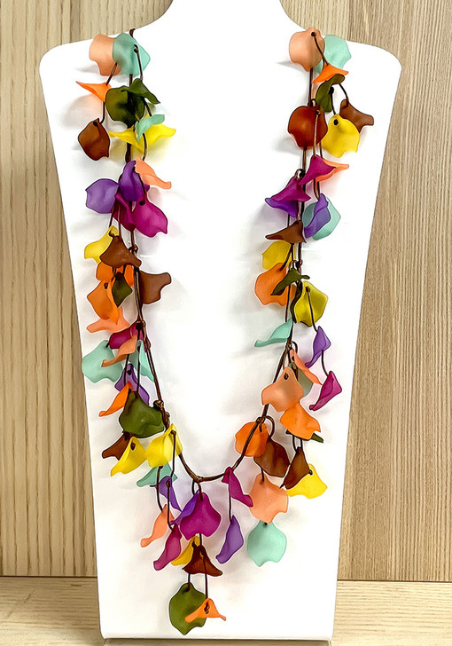 Resin Frosted Leaves Multicolur Corded Necklace
