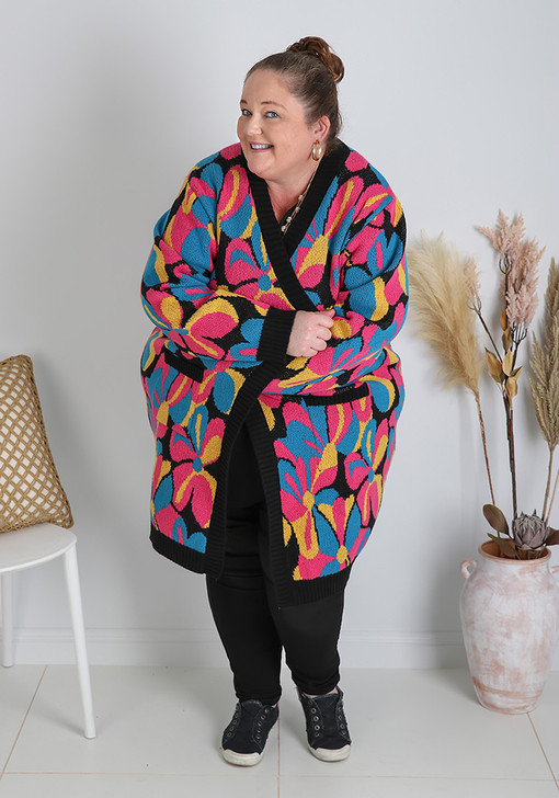 Plus Size Winter Flower Open Cardigan