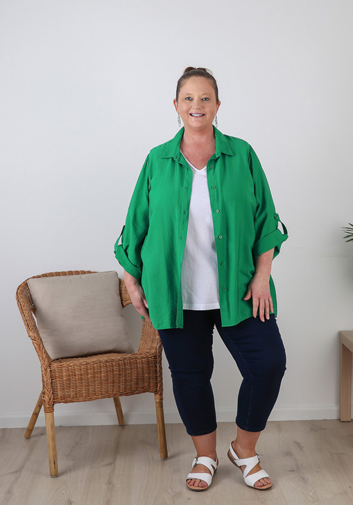 Plus Size Relaxed Fit Button Up Shirt in Green