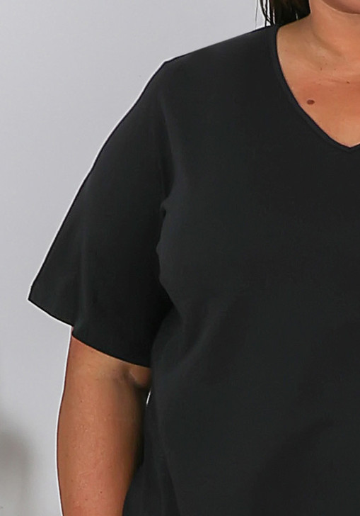 Plus Size Cotton V Neck Tee With Side Splits In Black