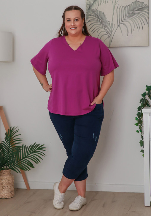 Plus Size Cotton V Neck Curved Hem Tee In Fuchsia