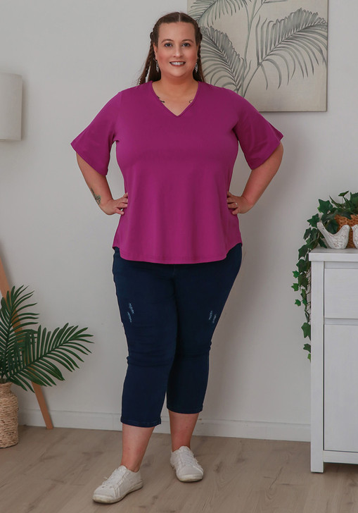 Plus Size Cotton V Neck Curved Hem Tee In Fuchsia