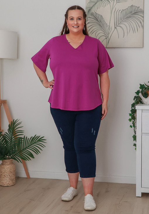 Plus Size Cotton V Neck Curved Hem Tee In Fuchsia