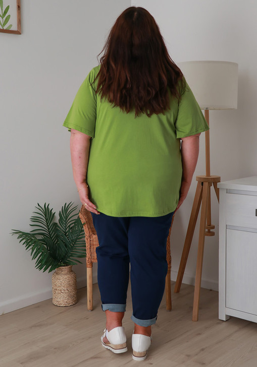 Plus Size Cotton V Neck Curved Hem Tee In Pistachio
