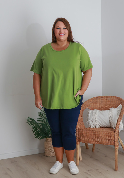 Plus Size Round Neck Tee In Pistachio
