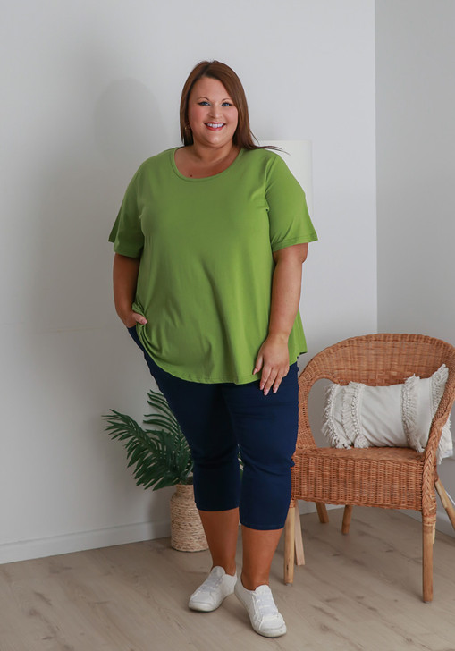 Plus Size Round Neck Everyday Tee In Pistachio