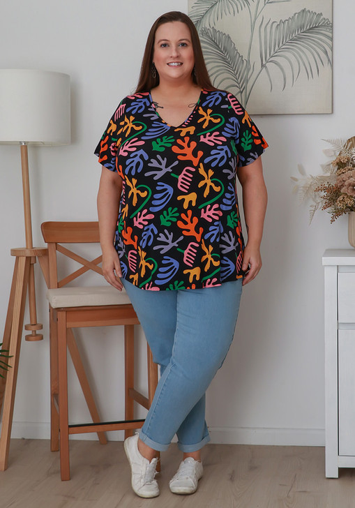 plus size playful print short sleeve top
