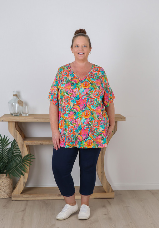Plus Size Curvaceous Cool Floral Top 