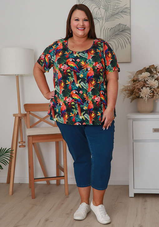 Plus Size Scoop Neck Bamboo Tee In Tropical Macaw