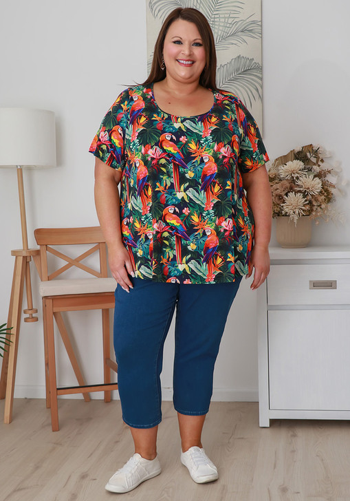 Plus Size Scoop Neck Bamboo Tee In Tropical Macaw