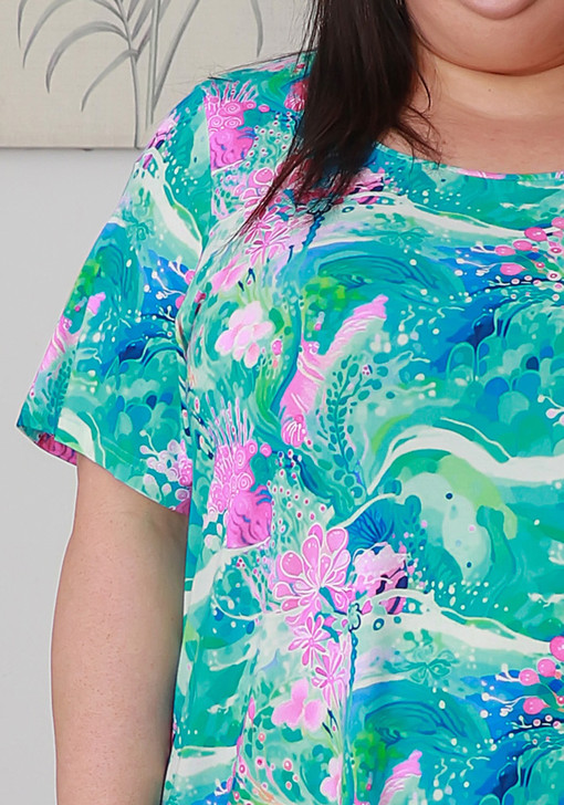 Plus Size Scoop Neck Bamboo Tee In Ocean Bloom