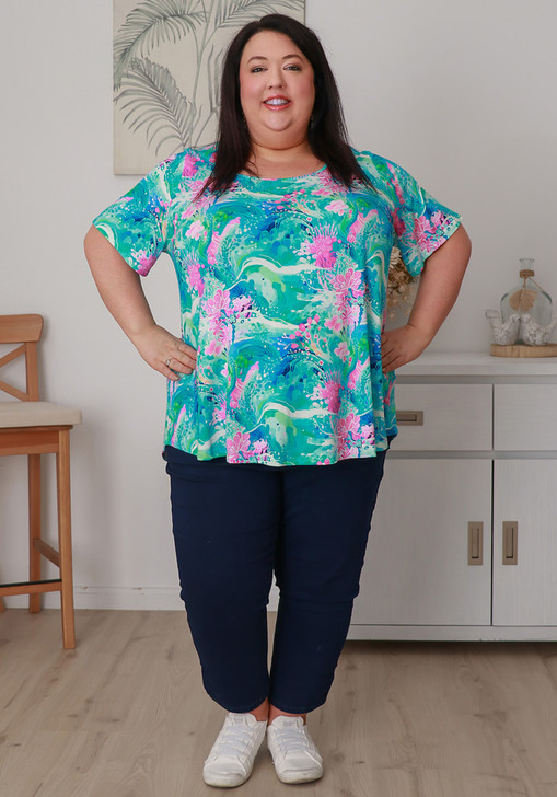 Plus Size Scoop Neck Bamboo Tee In Ocean Bloom