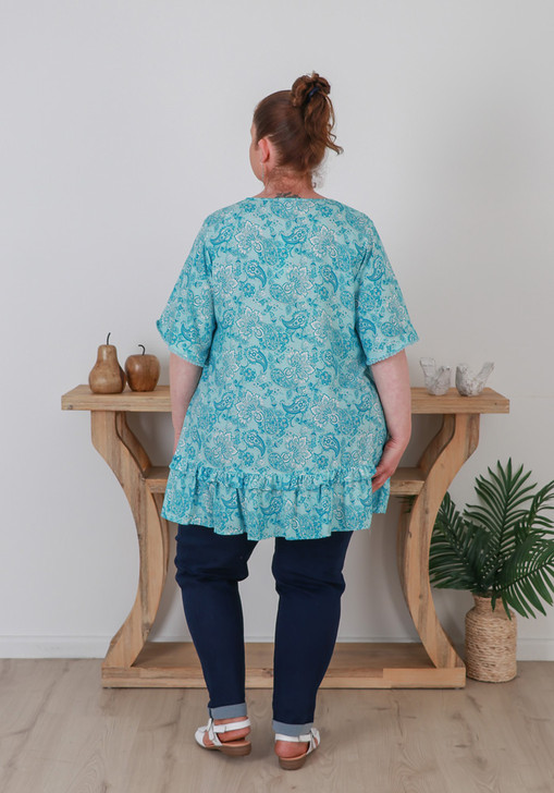 plus size blue paisley short sleeve tunic  Curvaceous 