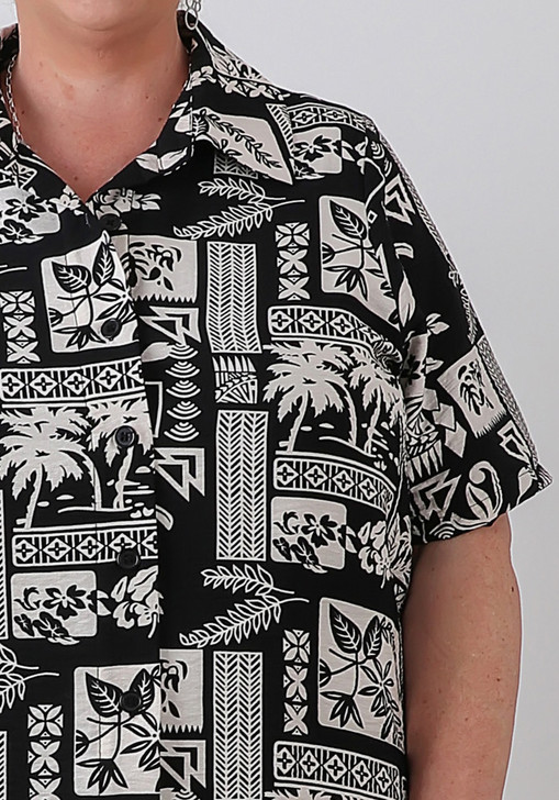 Plus Size Short Sleeve Button Up Shirt In Black Islander Print 