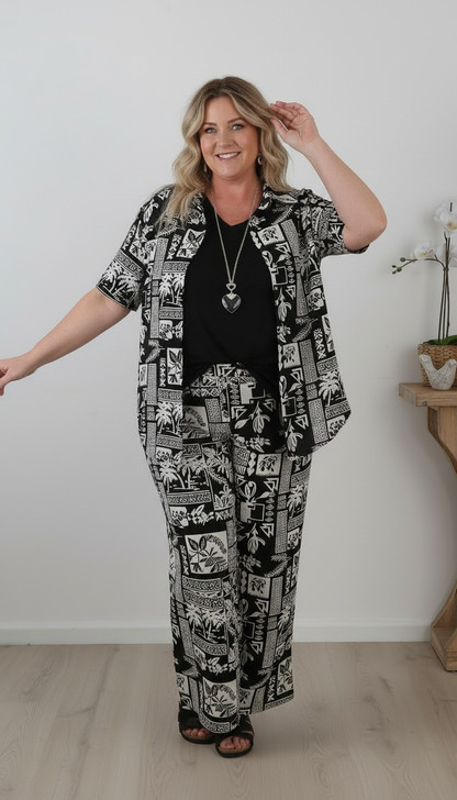 Wide Leg Pant In Black Islander Print