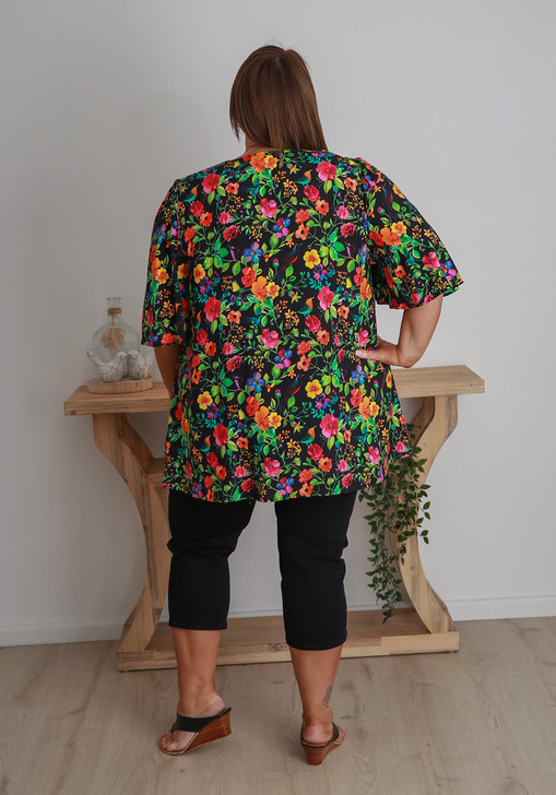 Plus Size Pintuck Top In Vibrant Floral