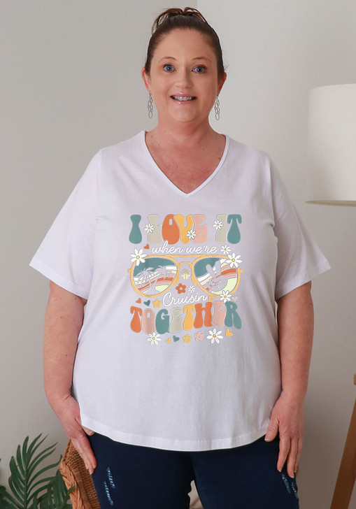 Plus Size Cruise Together Cotton  V Neck Curved Hem Tee In White