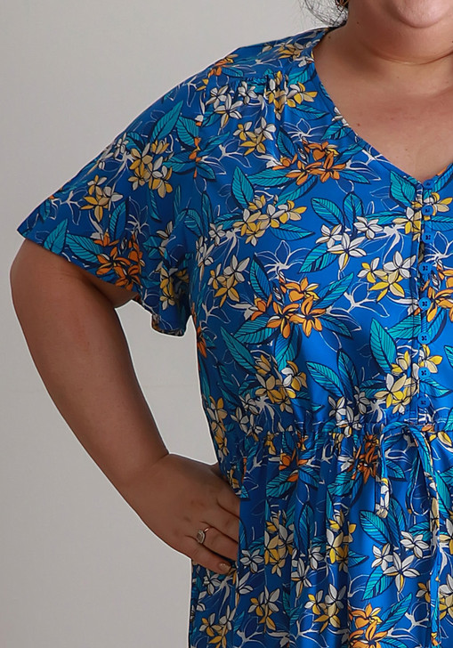Plus Size Tie Waist Dress In Fabulous Frangipani