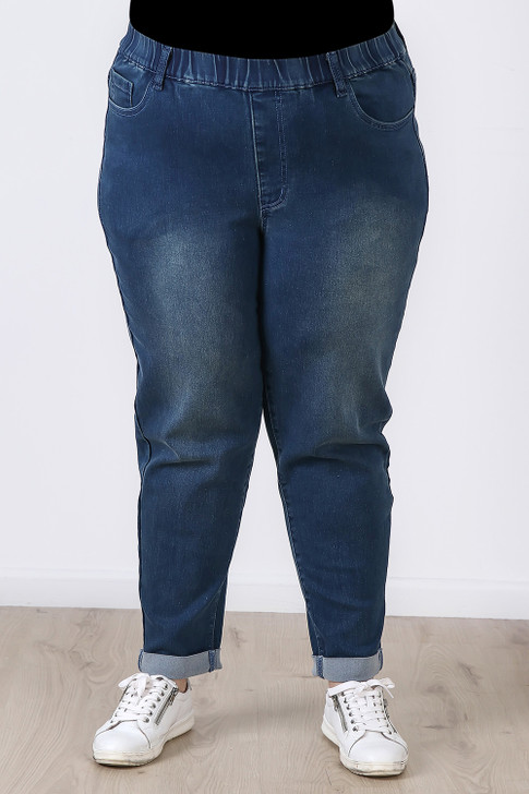 Plus Size Stretch Denim Boyfriend Jeans In Vintage Blue in Sizes 18 to 32