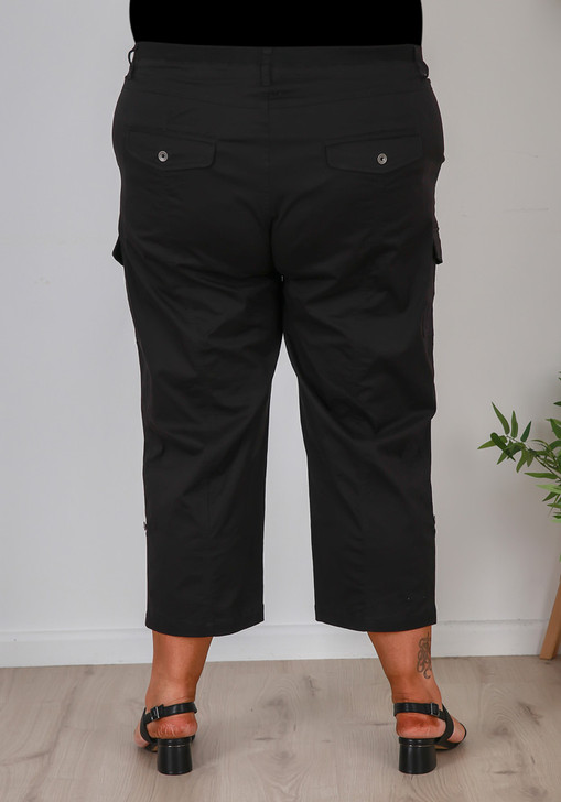 plus  size Cotton Cargo Pant In Black -Curvaceous