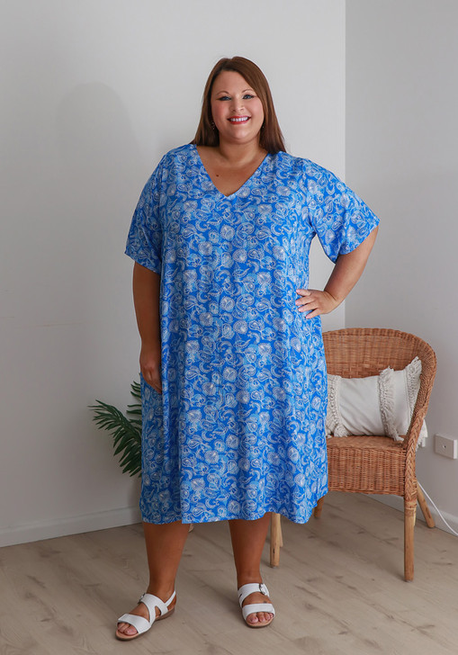 Plus Size Easy Days Short Sleeve Dress In Blue
