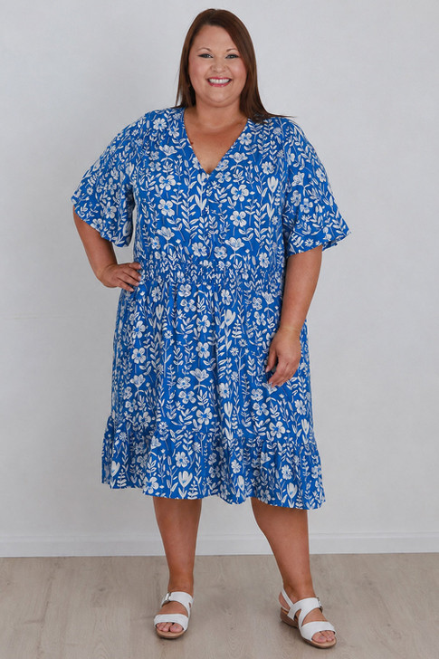 Plus Size Shirred Waist Dress In Blue And White 