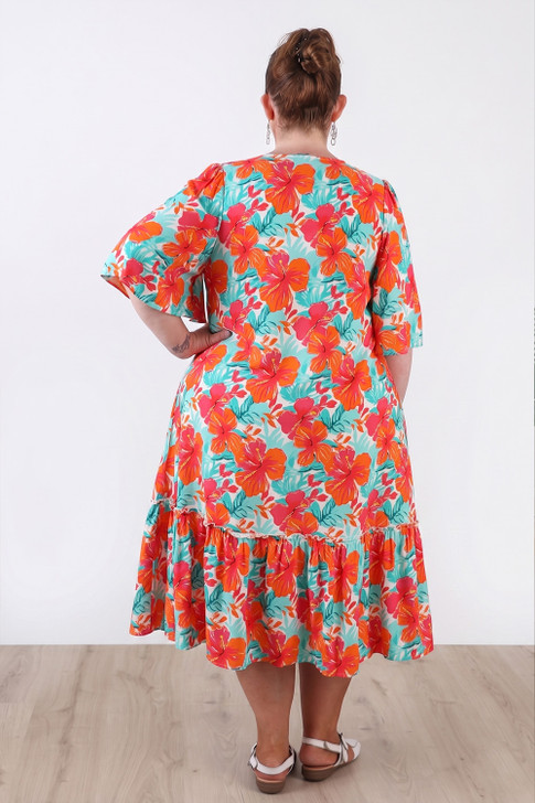 Plus Size Pintuck Dress In Summer Hibiscus