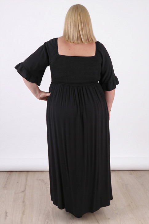 Plus Size Shirred Bust Maxi Dress In Black With Splits